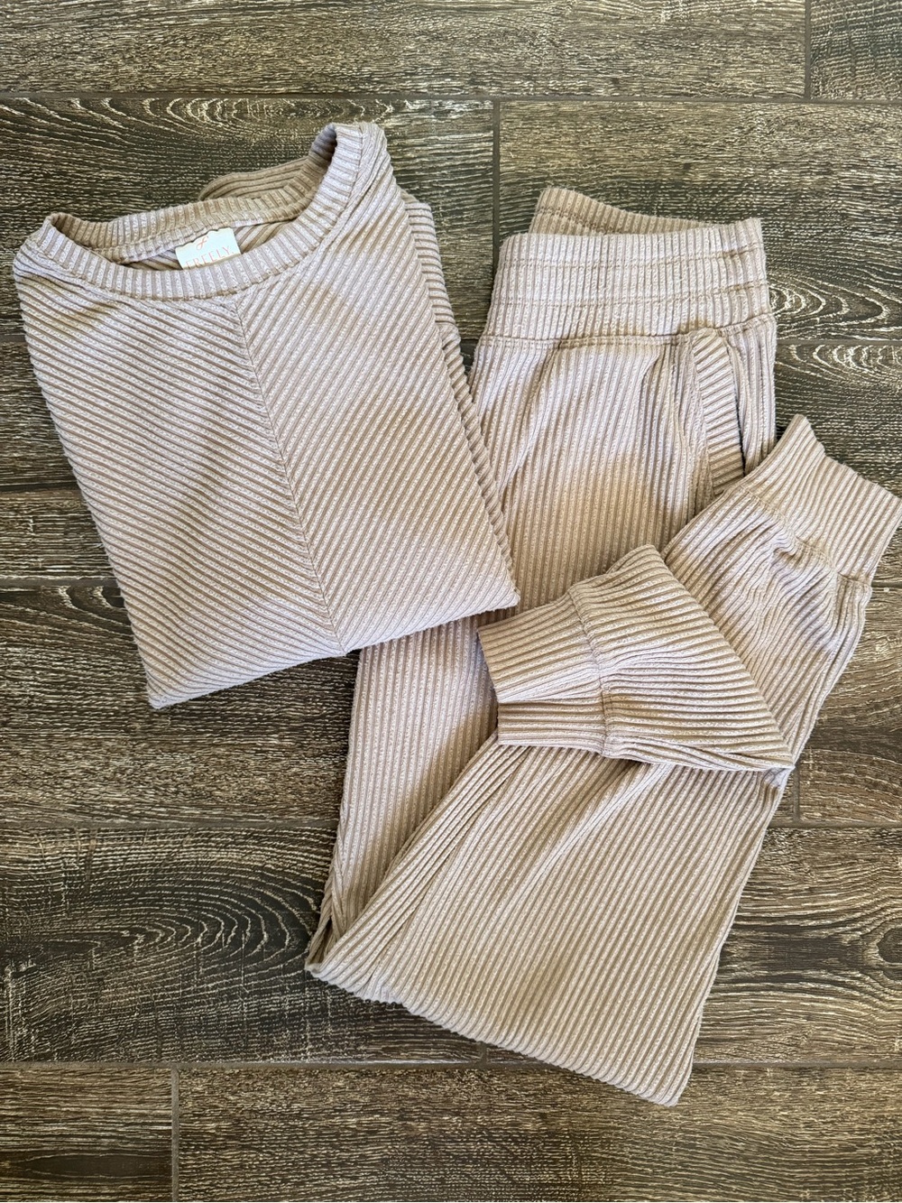 Freely Women’s Katy Cozy Ribbed Knit Set - Color: Stucco (Tan/Beige) XS